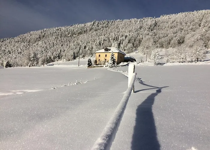 La Marténie Bed & Breakfast Mijoux