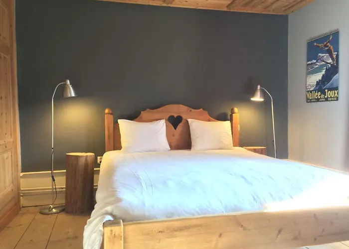 La Marténie Bed & Breakfast *